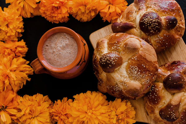 Cacao & Pan de Muerto